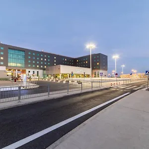 **** Hotell Courtyard By Marriott Airport Polen